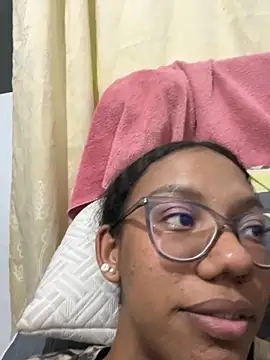 Valen1800 online show from 09-15-25, 12:54