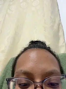 Valen1800 online show from 09-24-25, 02:04