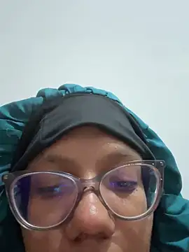 Valen1800 online show from 10-04-25, 02:31