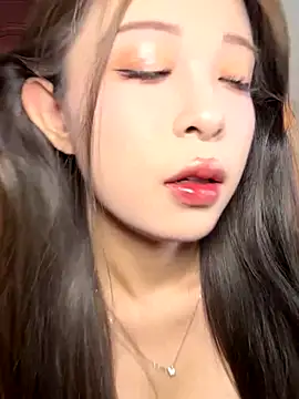 Snapshot of tuanzi125216 chatting on 11-03-25, 02:02 tuanzi125216 online show from 11-03-25, 02:02