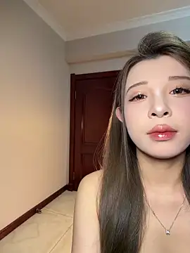 Snapshot of tuanzi125216 chatting on 11-09-25, 01:37 tuanzi125216 online show from 11-09-25, 01:37