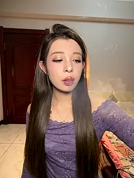 Snapshot of tuanzi125216 chatting on 11-11-25, 05:46 tuanzi125216 online show from 11-11-25, 05:46