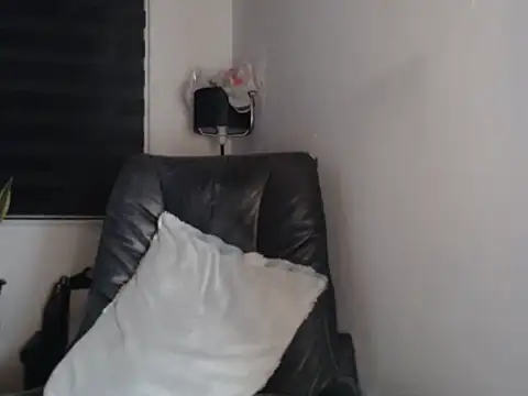 Asian gregor online show from 06-15-26, 07:49
