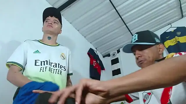 skinny23cm online show from 03-15-26, 09:59