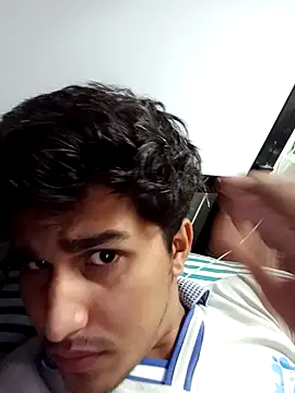 HarryChoudhary21 online show from 12-05-25, 08:16