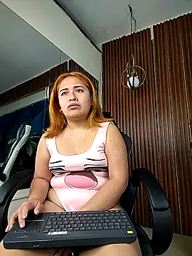 Snapshot of sara-lopez1 chatting on 10-15-25, 12:16 sara-lopez1 online show from 10-15-25, 12:16