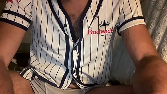 DERTYLAY online show from 07-15-26, 07:02