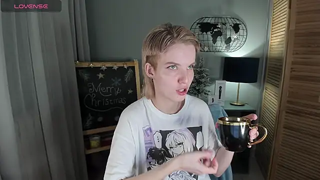 Madelaineses online show from 12-21-25, 08:43