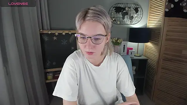 Madelaineses online show from 01-13-26, 09:25