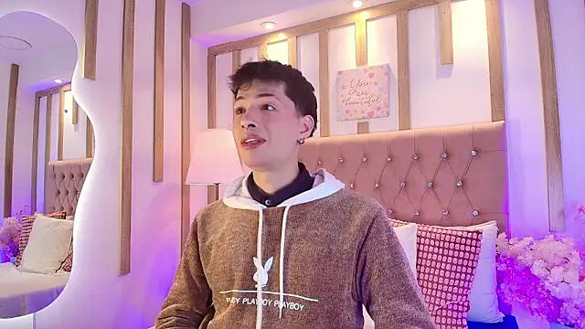 OzorioDany online show from 02-26-26, 04:11