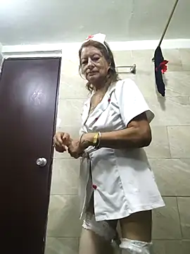 Snapshot of MaryeLunna chatting on 09-27-25, 12:10 MaryeLunna online show from 09-27-25, 12:10