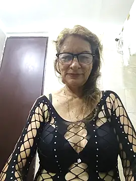 Snapshot of MaryeLunna chatting on 01-11-26, 12:48 MaryeLunna online show from 01-11-26, 12:48