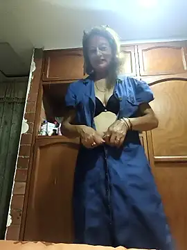 Snapshot of MaryeLunna chatting on 01-16-26, 02:04 MaryeLunna online show from 01-16-26, 02:04