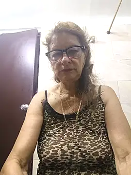 Snapshot of MaryeLunna chatting on 02-11-26, 12:10 MaryeLunna online show from 02-11-26, 12:10