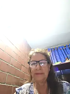 Snapshot of MaryeLunna chatting on 02-12-26, 12:44 MaryeLunna online show from 02-12-26, 12:44