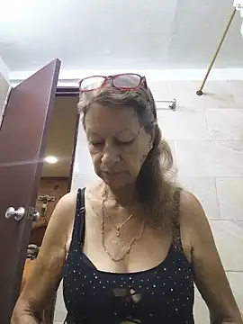 MaryeLunna online show from 06-19-26, 10:52