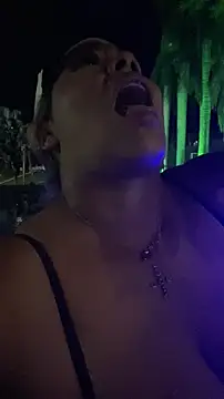 EmilyDuran  online show from 04-28-26, 04:17