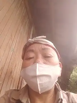 VangLe73 online show from 10-31-25, 09:10