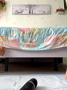 Snapshot of Alicia066 chatting on 11-14-25, 06:34 Alicia066 online show from 11-14-25, 06:34