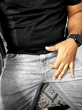 Snapshot of biggolu007 chatting on 10-30-25, 10:49 biggolu007 online show from 10-30-25, 10:49