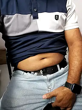 Snapshot of biggolu007 chatting on 03-19-26, 10:52 biggolu007 online show from 03-19-26, 10:52