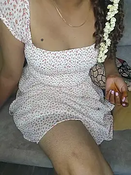 Tamilpallavi online show from 06-23-26, 11:19