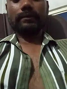Snapshot of upwalebhaiya chatting on 08-01-26, 03:11 upwalebhaiya online show from 08-01-26, 03:11