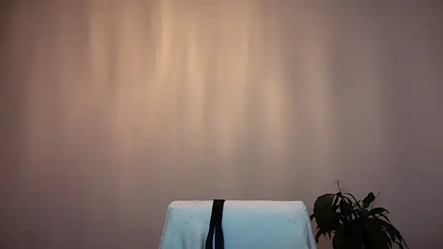 Reddgiirl online show from 10-24-25, 05:20