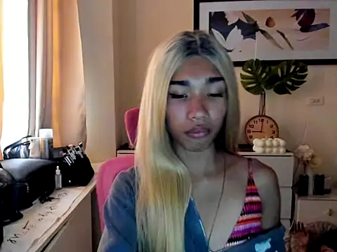 CharlotteMavis online show from 07-20-26, 04:27