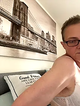 Curvy-Jinx online show from 09-11-25, 12:38