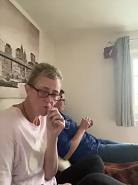 Curvy-Jinx online show from 12-01-25, 08:52