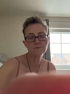 Snapshot of Curvy-Jinx chatting on 02-03-26, 08:52 Curvy-Jinx online show from 02-03-26, 08:52