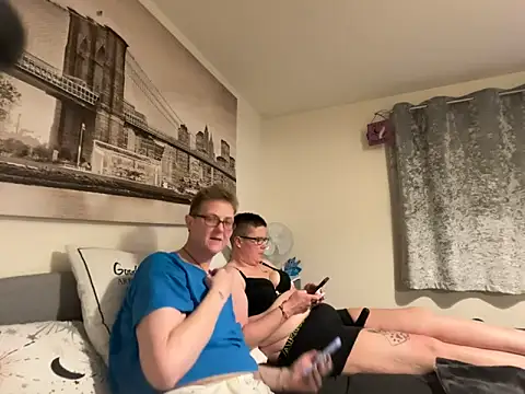 Snapshot of Curvy-Jinx chatting on 02-27-26, 11:16 Curvy-Jinx online show from 02-27-26, 11:16