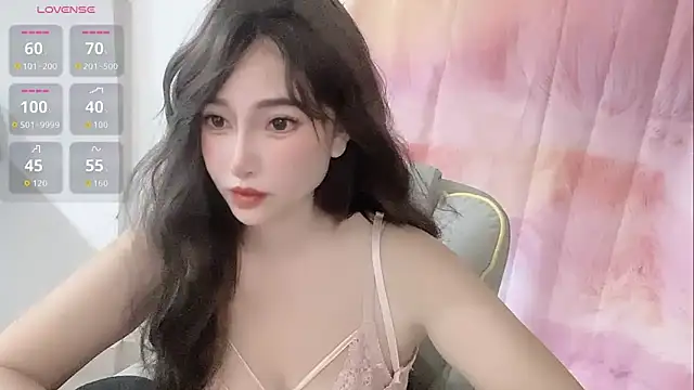 Snapshot of Crush-7ii chatting on 09-14-25, 01:43 Crush-7ii online show from 09-14-25, 01:43