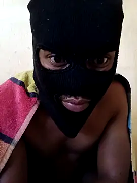 Snapshot of BellsStyles chatting on 10-05-25, 06:56 BellsStyles online show from 10-05-25, 06:56