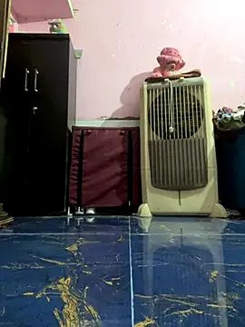 Snapshot of sakshi5533 chatting on 09-28-25, 05:07 sakshi5533 online show from 09-28-25, 05:07