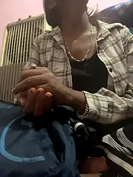 Snapshot of sakshi5533 chatting on 10-16-25, 01:56 sakshi5533 online show from 10-16-25, 01:56