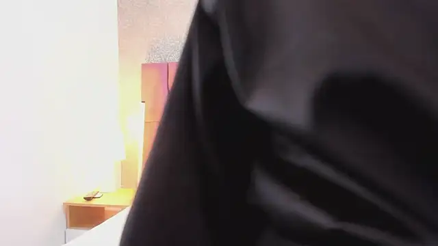 Snapshot of MartinaRizzi chatting on 10-27-25, 03:54 MartinaRizzi online show from 10-27-25, 03:54