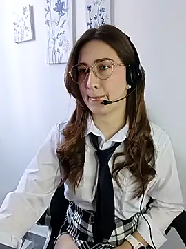 Snapshot of SUSY__06 chatting on 09-24-25, 12:08 SUSY 06 online show from 09-24-25, 12:08
