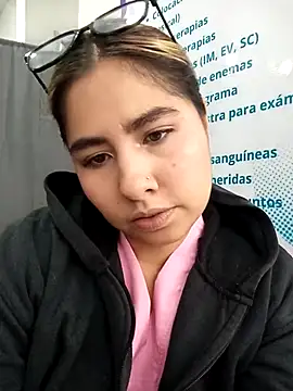 Snapshot of SUSY__06 chatting on 05-11-26, 07:00 SUSY 06 online show from 05-11-26, 07:00