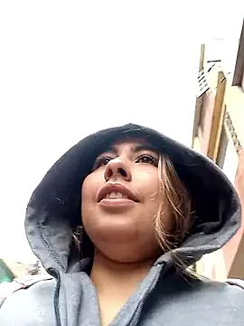 Snapshot of SUSY__06 chatting on 06-05-26, 12:55 SUSY 06 online show from 06-05-26, 12:55