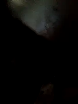 Snapshot of alber907 chatting on 10-08-25, 10:40 alber907 online show from 10-08-25, 10:40