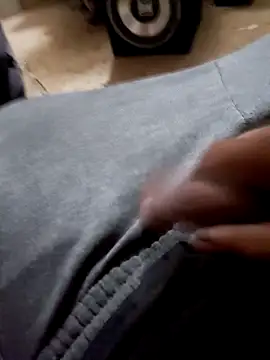 Snapshot of alber907 chatting on 03-12-26, 08:42 alber907 online show from 03-12-26, 08:42