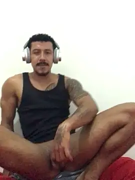 Snapshot of Owenferrara chatting on 09-16-25, 04:24 Owenferrara online show from 09-16-25, 04:24