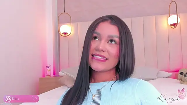 kassia kim online show from 10-27-25, 04:27