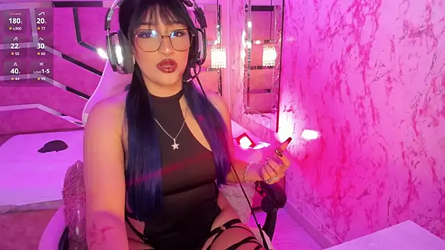 AriaNova  online show from 11-26-25, 01:34