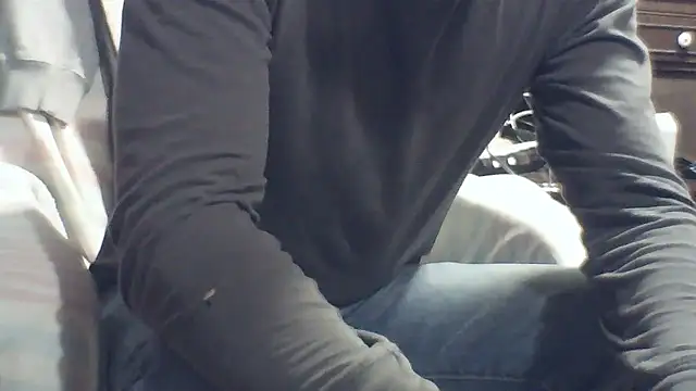 Luv2SuckBWC92 online show from 01-15-26, 04:06