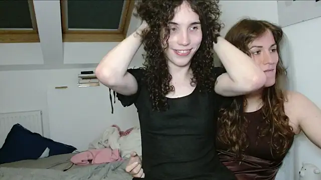 Snapshot of tsbubbles760 chatting on 10-07-25, 08:06 tsbubbles760 online show from 10-07-25, 08:06