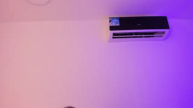 Snapshot of OliviaSweett chatting on 02-08-26, 06:55 OliviaSweett online show from 02-08-26, 06:55