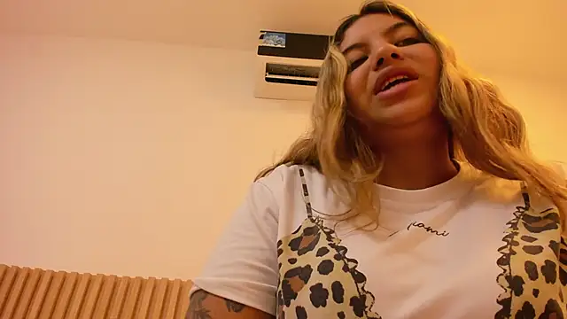 OliviaSweett online show from 06-04-26, 06:36